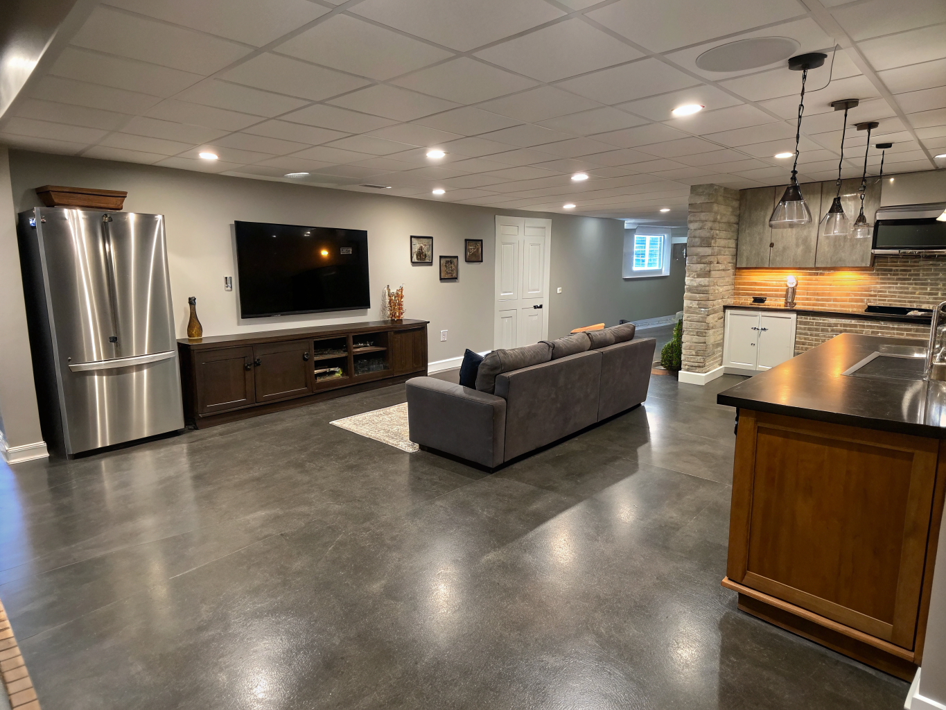 River Falls Basement Finish